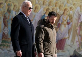 biden zelenskyy kyiv