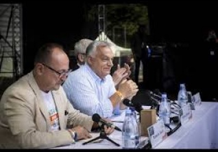 orban 25 univerzita.jpeg