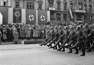 prehlidka okupantu 1939