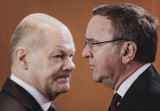 scholz pistorius