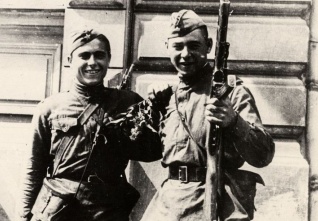 ra 1945
