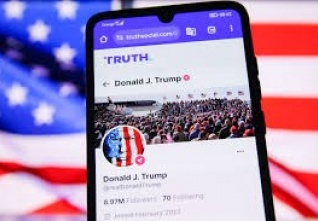 trump trouth socialjfif.jpeg