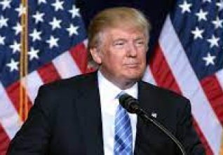 trump vlajky